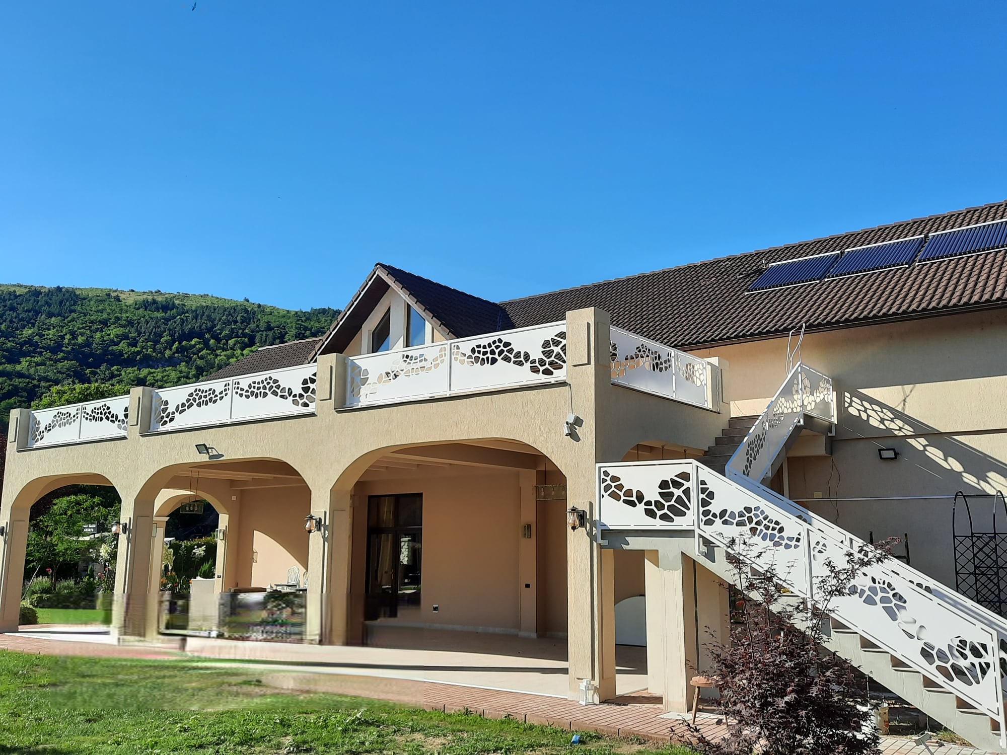 SERVICII ALL METAL & WOOD GROUP SRL